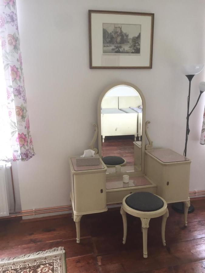 Zamek Dobrohor Aparthotel Luaran gambar