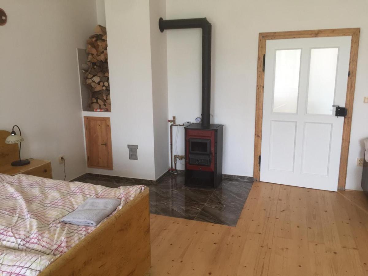 Zamek Dobrohor Aparthotel Luaran gambar