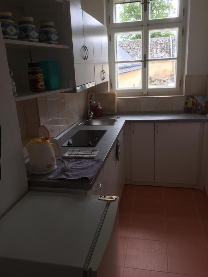 Zamek Dobrohor Aparthotel Luaran gambar