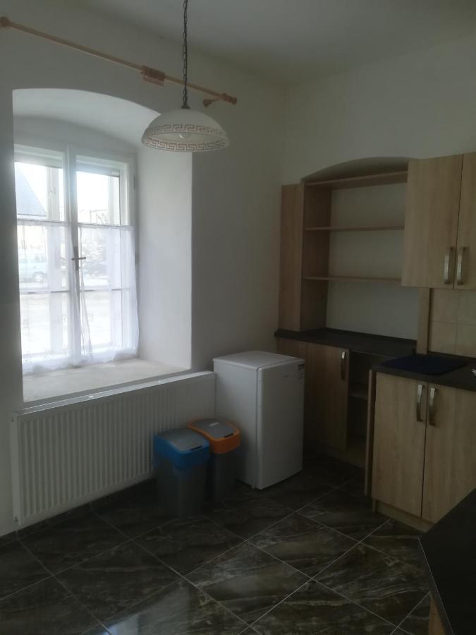 Zamek Dobrohor Aparthotel Luaran gambar